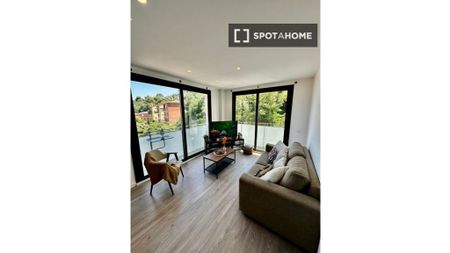 2 room luxury Apartment for rent in Barcelona, Spain - Photo 3