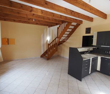 Location Maison 4 pièces 75m² - Photo 3