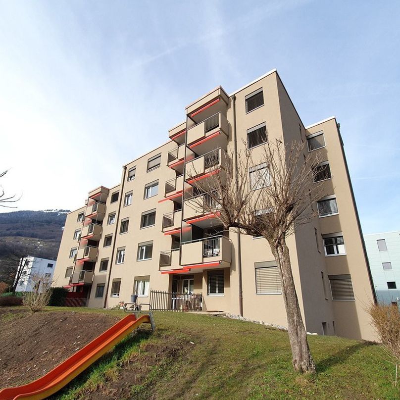 Spacieux 3,5 pièces avec balcon - Photo 1