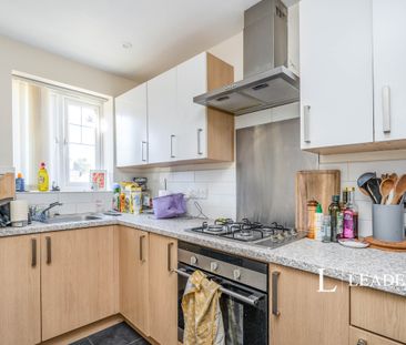 3 bedroom mid-terrace to rent Cornaway Lane, Portchester, PO16 - Photo 2