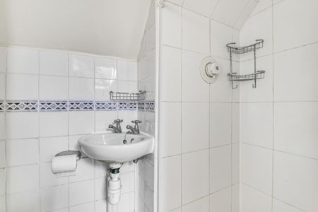 Holly Park Road, London, N11 - Photo 3