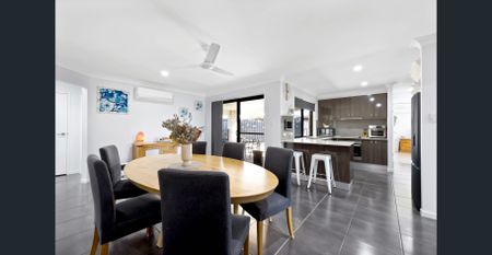 Stunning Family Home - Photo 4