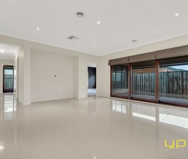 Modern Comfort with Stylish Living - Photo 6