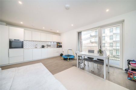 Greenleaf Walk, The Green Quarter, Southall, UB1 1FQ - Photo 4