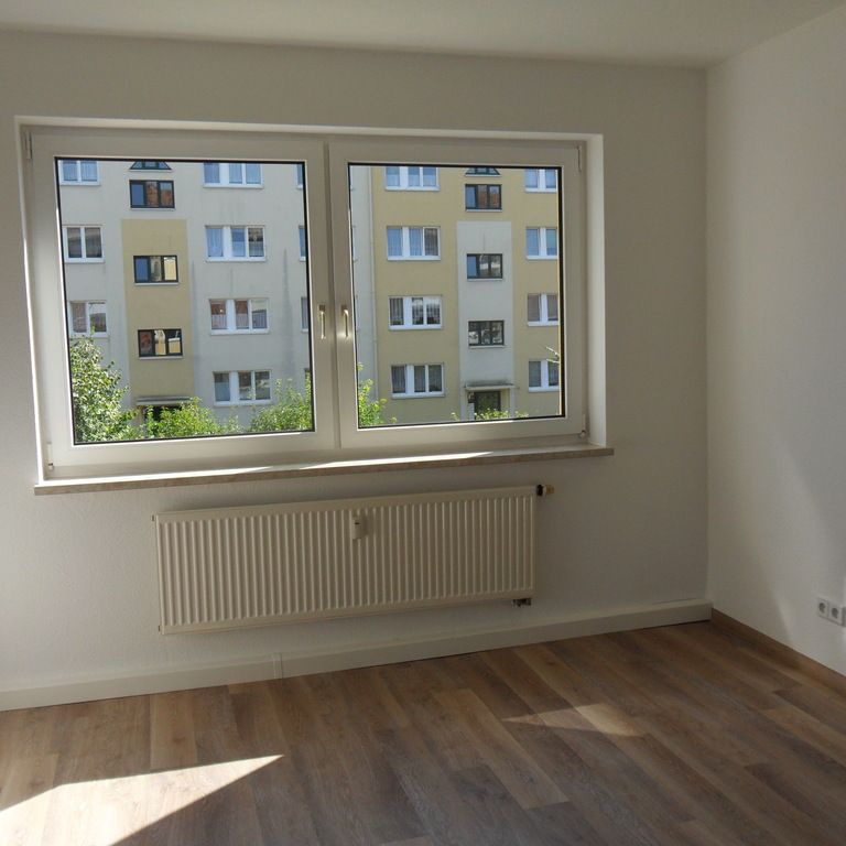 2-Raum-Wohnung mit Balkon in ruhiger und grüner Lage - Photo 1