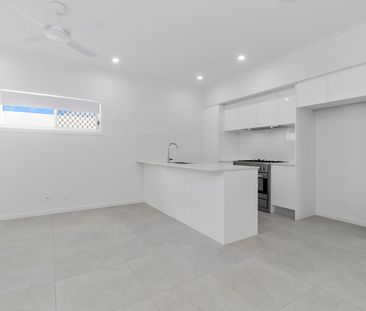 Modern & Low-Maintenance Living in Logan Reserve - Photo 5