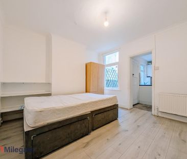 2 bedroom house to rent - Photo 3