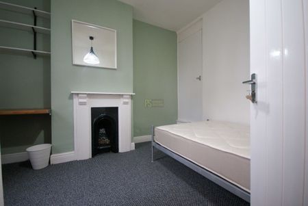 22 Exeter Road - Photo 3