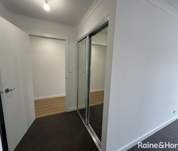 Brand New 4 Bedroom Family Home! - Photo 5