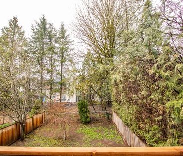 3558 Mount Seymour Parkway, North Vancouver (Upstairs Only) - Photo 4