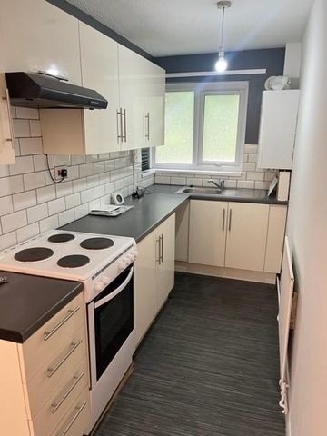 Slimbridge Close, Redditch - Photo 4