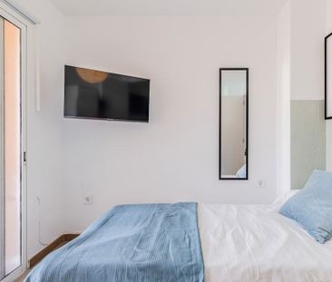 Carrer de Miguel Servet, Valencia, Valencian Community 46015 - Photo 4