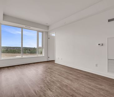 For Lease - 2 David Eyer Road Unit# 728, Richmond Hill, Ontario - Photo 5
