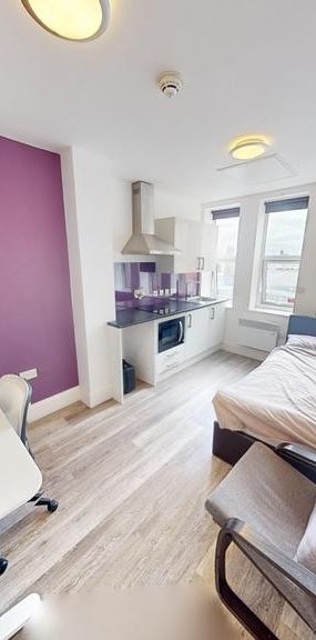 Studio to rent - Photo 1