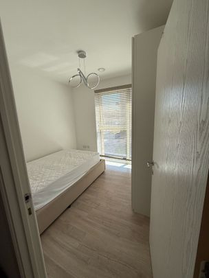 4 Bed Flat, Eider Apartments, NW9 - Photo 1