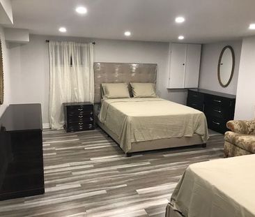 For Lease - 5119 Montclair Drive Unit# Basment, Mississauga, Ontario - Photo 4