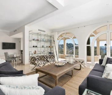 Mougins - Villa rénovée dans domaine privé - Photo 6