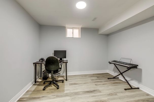 For Lease - 3465 Aquinas Avenue Unit# (lower LEVEL ), Mississauga, Ontario - Photo 1