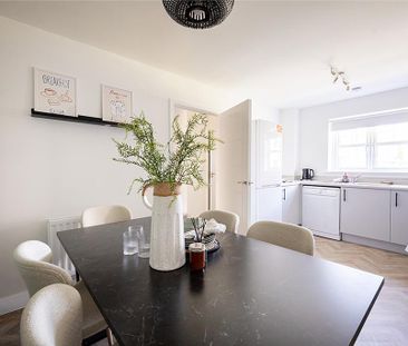 3 bedroom semi-detached house to rent - Photo 6