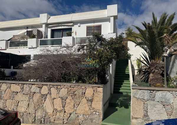 Puerto Rico, Canary Islands 35130