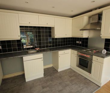 2 bedroom apartment to rent - Photo 6