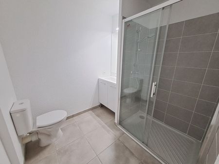 Location Appartement 2 pièces 46m² PERPIGNAN 66000 - Photo 3