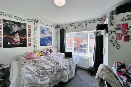 7 bedroom maisonette to rent - Photo 4