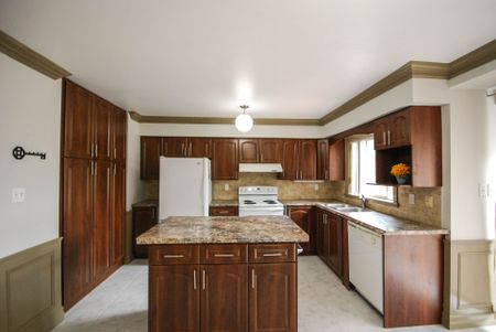 For Lease - 1480 Britannia Road Unit# 71, Mississauga, Ontario - Photo 2