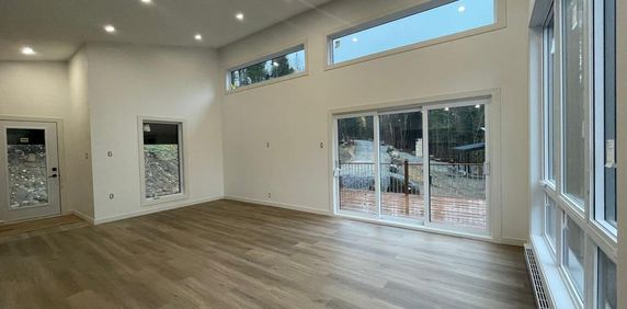 Lumineuse Maison à Louer au Lac Supérieur - Photo 2