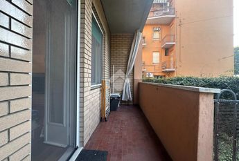 Porzione di trifamiliare in affitto