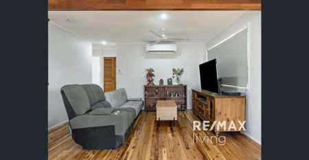 Charming 2-Bedroom Home with 3 Bonus Rooms Downstairs + Pool - Photo 2