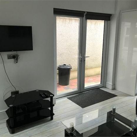 5 bedroom house share to rent - Photo 1