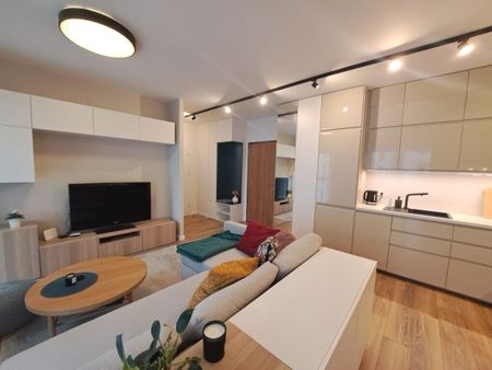 Nowe komfortowe z dużym balkonem i garażem 47.86 m² - Фото 5