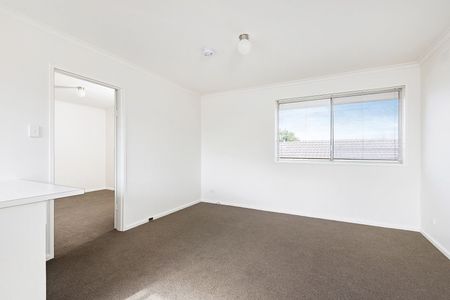 6/34 Wilmoth Street, Northcote VIC 3070 - Photo 5