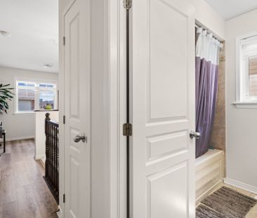 For Lease - 407 Celtic Ridge Crescent, Kanata, Ontario - Photo 2