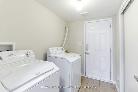 For Lease - 12 Ganton Heights, Brampton, Ontario - Photo 4