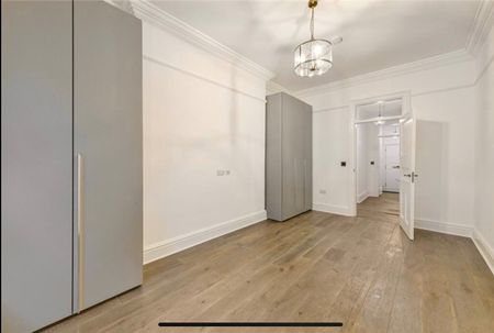 4 Bed Flat, Westminster Palace Gardens, SW1P - Photo 3