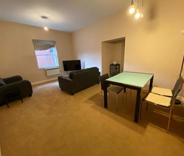 2 bedroom flat to rent - Photo 3