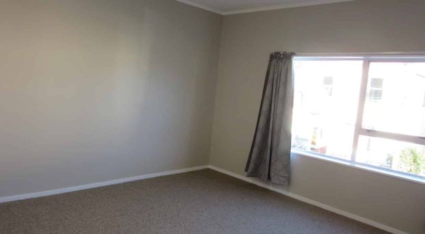 Newtown space haven - Photo 1