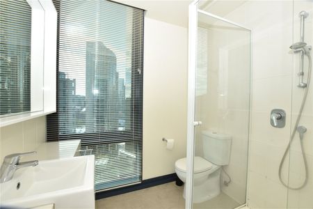 2408/180 City Road - Photo 4