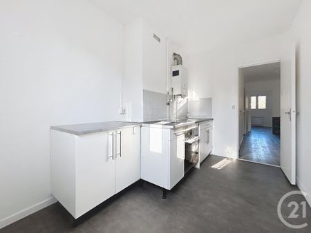 Location Appartement 2 pièces 53m² TROYES 10000 - Photo 2
