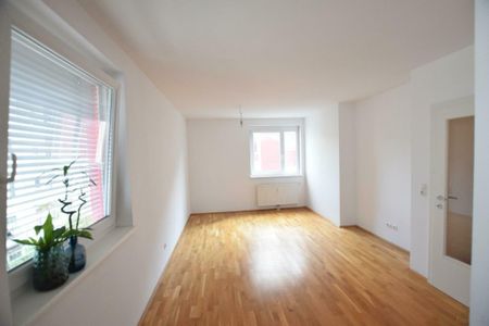 Gepflegte Mietwohnung im Bezirk Geidorf inklusive Tiefgaragenplatz - Photo 2