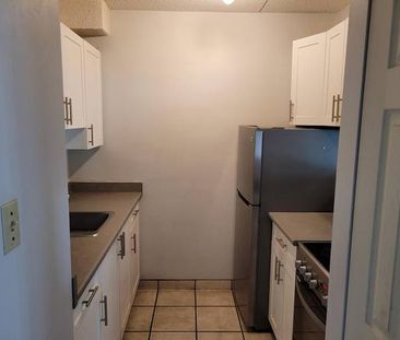 Available Mar 1st - 2 bedroom near Austin and Westview - Photo 3