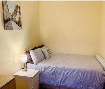 4 bedroom terraced house to rent - Photo 5