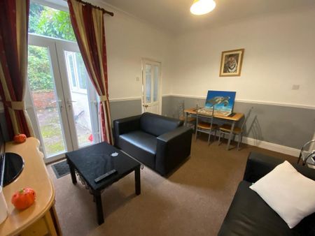 4 bedroom house share to rent - Photo 3
