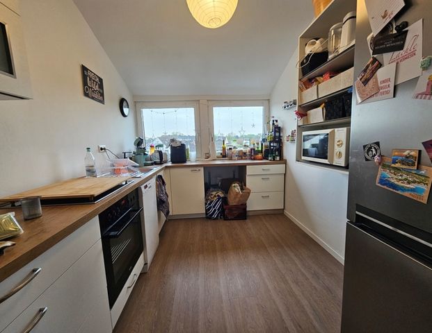 3 Zimmerwohnung im Dachgeschoss in ruhiger & zentraler Lage von Bremen Rönnebeck - Foto 1