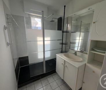 Location Appartement 2 pièces 70m² GRANVILLE 50400 - Photo 2