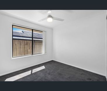 30 Valda Ave, Coomera, Qld 4209 - Photo 6