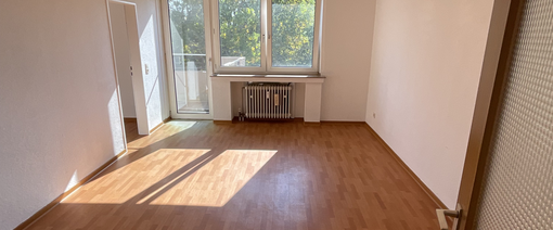 Einziehen und Wohlfühlen ! helle 3-Zimmer-Wohnung mit Balkon und Aufzug in MG -Odenkirchen - Photo 1