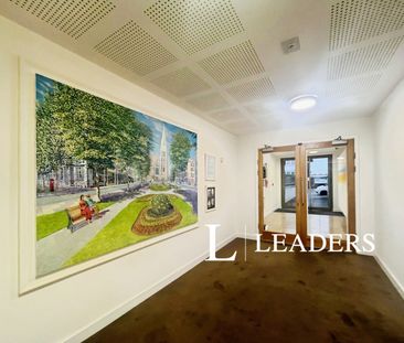 3 bedroom apartment to rent Palmeira Avenue, Hove, East Sussex, BN3 - Photo 2